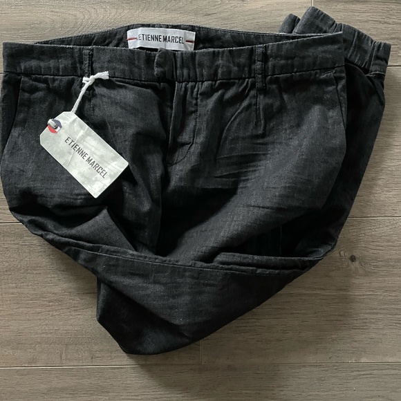 NWT Etienne Marcel Cropped Jeans in Breeze Black Size 27 - Picture 5 of 5